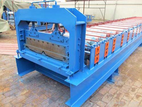 河北675型角驰压瓦机