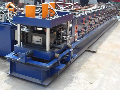 河北前扭断冲孔C型钢机